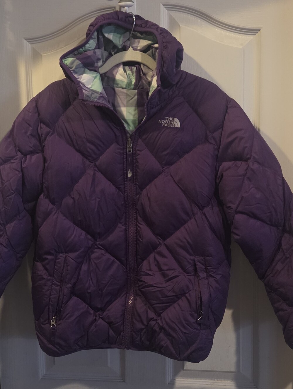 The North Face Girls XL 18 Reversible Hooded Puffer Jacket Purple Plaid - Picture 3 of 7